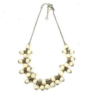 J Crew Carl Cluster Pearl Silver Tone Necklace VTG Whimsical Elegant Old Money